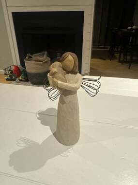 Willow Tree Angel of Friendship, Hand-Painted Figurine by Susan Lordi
